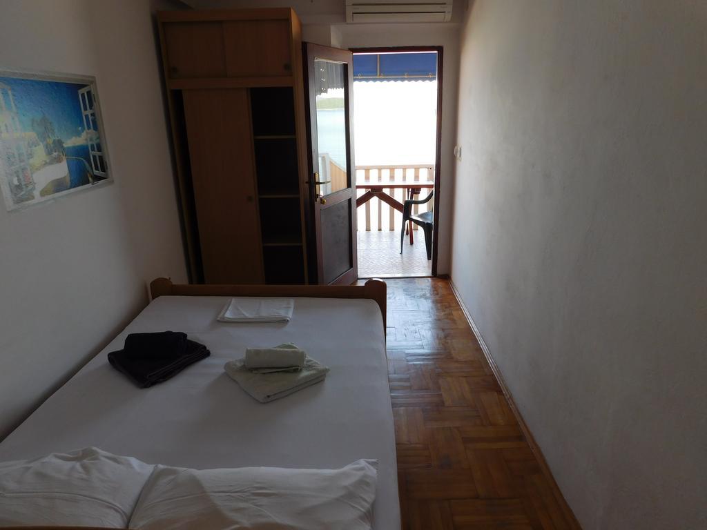 Apartments Kalafatovic Drače 外观 照片