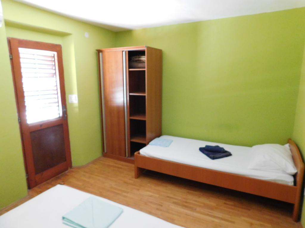 Apartments Kalafatovic Drače 外观 照片