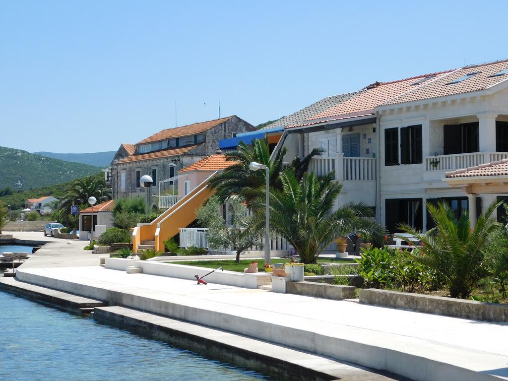 Apartments Kalafatovic Drače 外观 照片