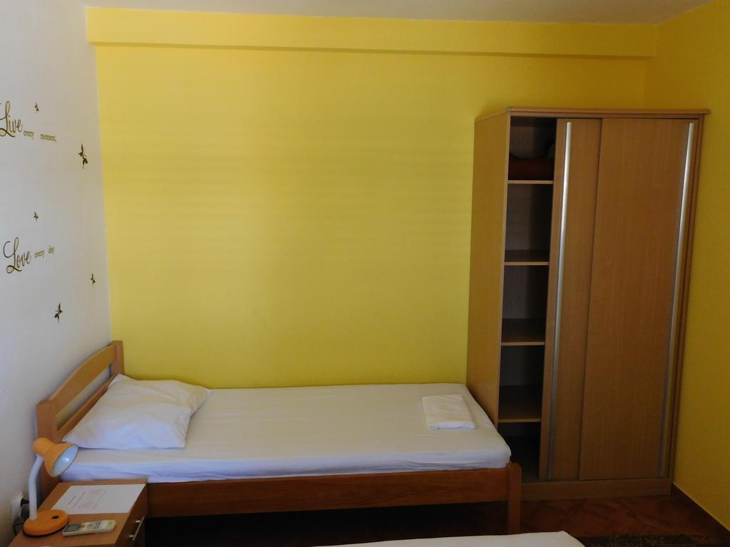 Apartments Kalafatovic Drače 外观 照片
