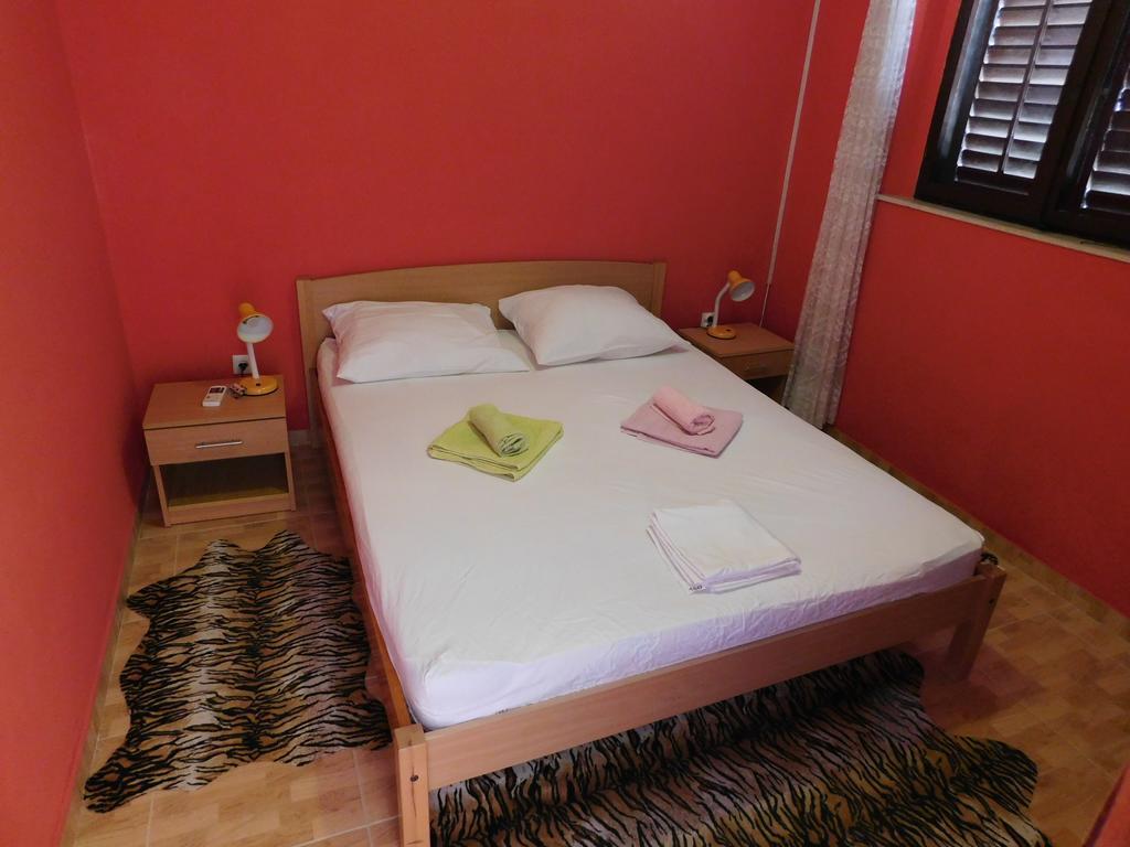 Apartments Kalafatovic Drače 外观 照片